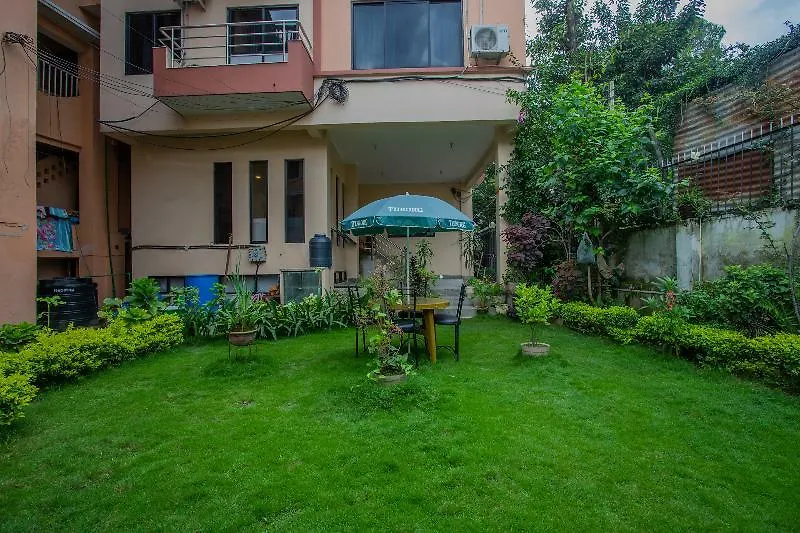 Kathmandu Embassy Hotel 2*,  Νεπάλ
